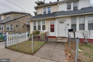 1039 N 31st St, Camden, NJ 08105