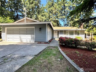 12602 Military Rd E, Puyallup, WA 98374
