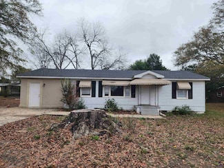 705 Wellborn Rd, Warner Robins, GA 31088