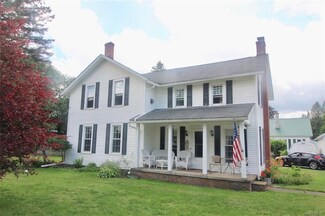 305 Grover Rd, East Aurora, NY 14052