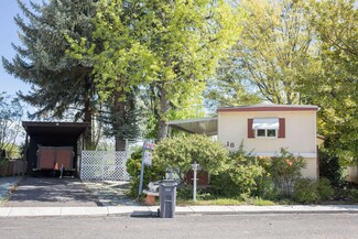 1055 N 5th St Unit 18, Jacksonville, OR 97530