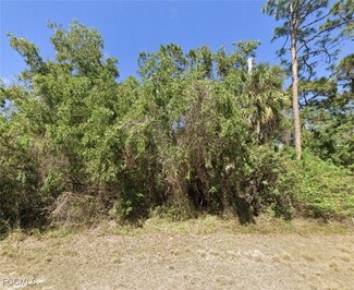5012 3rd St W, Lehigh Acres, FL 33971