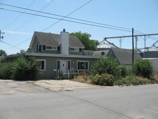203 South St, Audubon, IA 50025