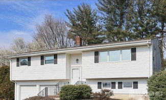 205 N Moetz Dr, Milltown, NJ 08850