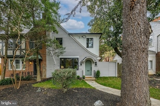 3826 Van Ness St NW, Washington, DC 20016