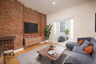 418 W 49th St Unit 3-A, New York, NY 10019
