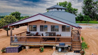 1076 Platteview Dr, Cedar Creek, NE 68016