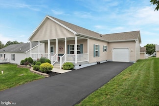 414 Honeysuckle Ln, Blue Bell, PA 19422