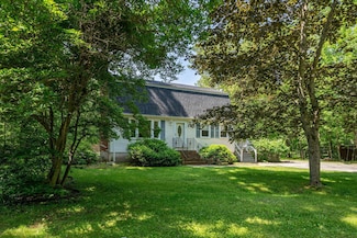 100 Old Auburn Rd, Derry, NH 03038