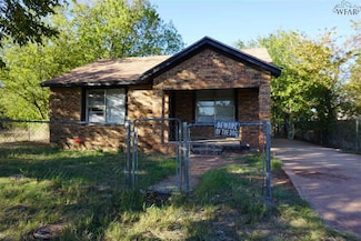 608 Juarez St, Wichita Falls, TX 76301