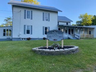 210 Center St, Mc Gregor, IA 52157