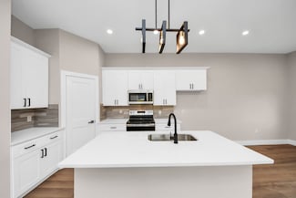 7540 Charlie St, Houston, TX 77088