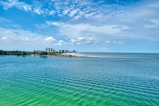 450 S Gulfview Blvd Unit 907, Clearwater Beach, FL 33767