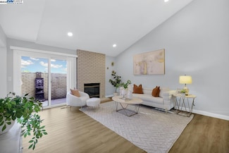 7876 Gate Way, Dublin, CA 94568