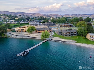 1 Yacinde Ct Unit C2, Manson, WA 98831