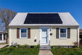 46 Lindesta Rd, Pawtucket, RI 02861