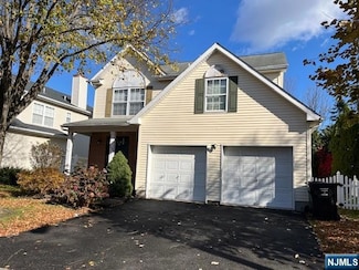 778 Livingston Ct, Paramus, NJ 07652