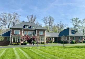 6 Abbington Ridge, Cincinnati, OH 45242