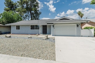 980 E Wesley Place, Hemet, CA 92543