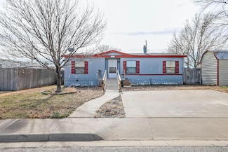 2102 Country Ln, Amarillo, TX 79118