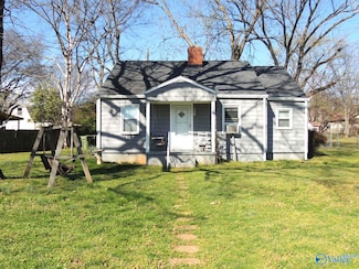 3918 9th Ave SW, Huntsville, AL 35805