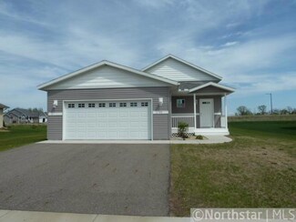 973 Waters Edge Cir, Avon, MN 56310