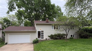 1024 Holiday Dr, Lawrence, KS 66049