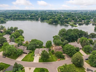 4705 Goldenrod Ln N, Plymouth, MN 55442