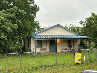 1016 SW 25th St, Mineral Wells, TX 76067
