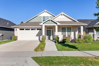 6282 N Descartes Dr, Coeur D Alene, ID 83815