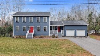 1144 Buck Hill Dr, Veazie, ME 04401