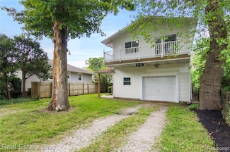 3321 Stone St, Port Huron, MI 48060