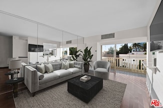 999 N Doheny Dr Unit 211, West Hollywood, CA 90069