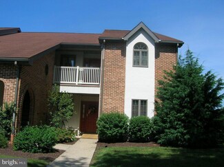 218 Black Oak Dr, Lancaster, PA 17602