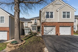 8 Shackamaxon Terrace, Annandale, NJ 08801