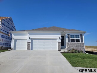 5410 N 186th St, Elkhorn, NE 68022