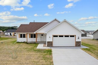 701 Roosevelt St, Baraboo, WI 53913