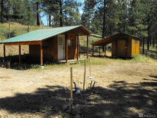 4 Chase Rd, Winthrop, WA 98862