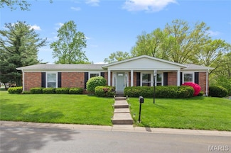 1158 Wedgewood Dr, Saint Charles, MO 63303