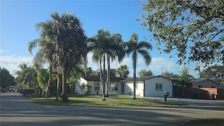 2900 SW 16th St, Fort Lauderdale, FL 33312