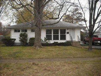 1198 Simpson Dr, Columbus, OH 43227