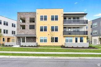 736 W Blue Magic Ln Unit R201, Sandy, UT 84070