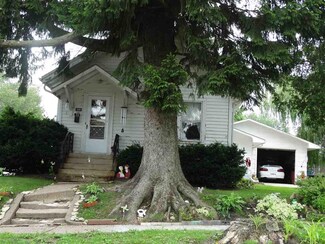 612 2nd Ave SW, Waukon, IA 52172