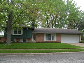 313 S Stewart St, Bremen, IN 46506