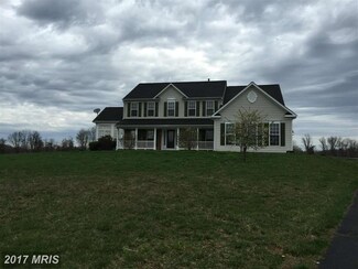 39314 Karlino Ct, Hamilton, VA 20158