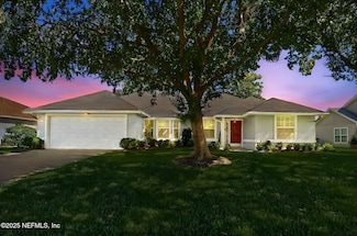 2463 The Woods Dr E, Jacksonville, FL 32246