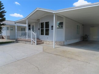 4927 Britni Way, Zephyrhills, FL 33541