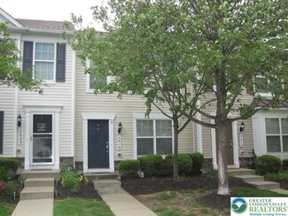 8419 Saylor Ct, Breinigsville, PA 18031