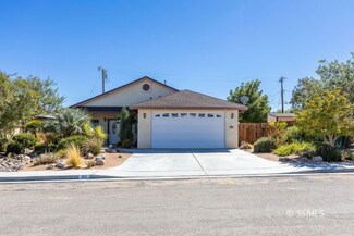 915 W Hughes Ave, Ridgecrest, CA 93555