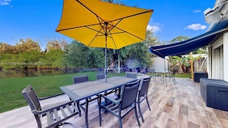 105 N 31st Ave, Hollywood, FL 33021